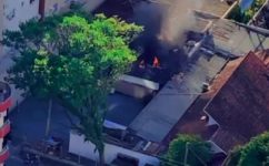 incendio-atinge-restaurante-na-avenida-beira-mar-de-itapema-e-mobiliza-bombeiros